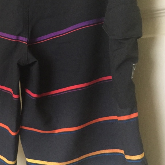 EUC Billabong 73 Stripe Boardshorts - Picture 5 of 7